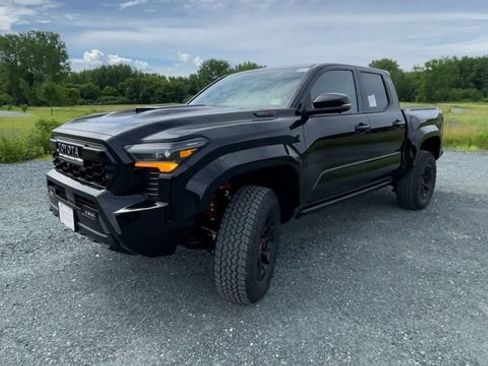 New 2026 Toyota Tacoma TRD Pro AWD/4WD image 4