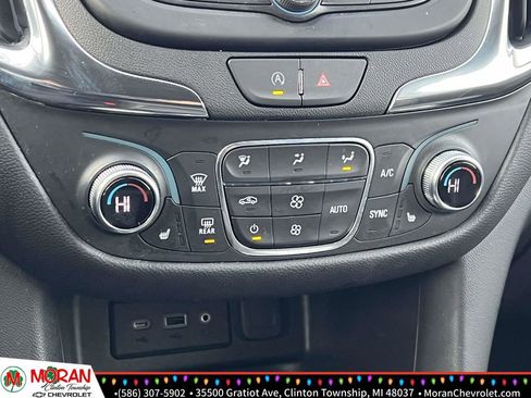 Certified 2024 Chevrolet Equinox LT w/ LPO, Floor Liner Package image 21