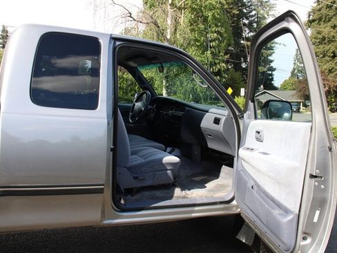 Used 1997 Toyota T100 SR5 AWD/4WD image 13