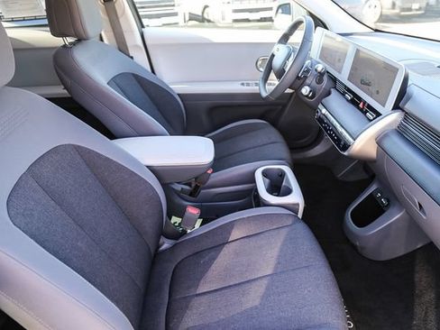 Certified 2024 Hyundai Ioniq 5 SEL RWD image 18