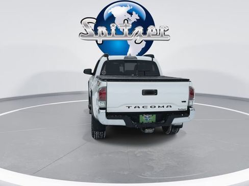 Used 2023 Toyota Tacoma TRD Off-Road image 8