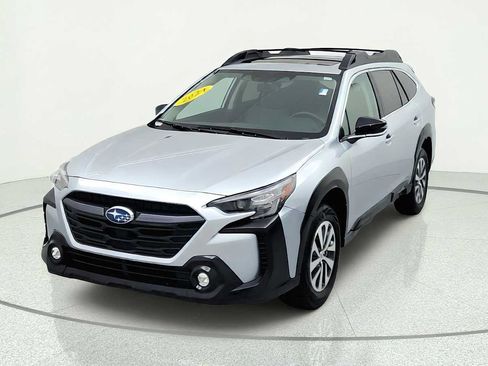 Certified 2024 Subaru Outback Premium AWD/4WD image 3