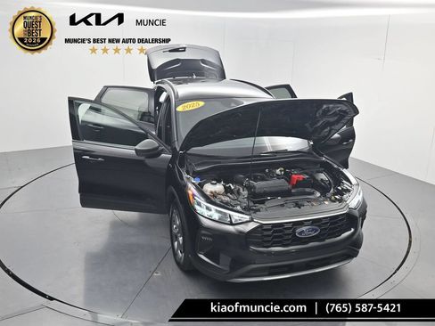 Used 2025 Ford Escape ST-Line FWD image 63