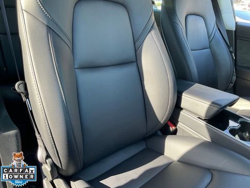 Used 2018 Tesla Model 3 Long Range RWD image 62