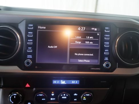 Certified 2021 Toyota Tacoma SR5 image 4