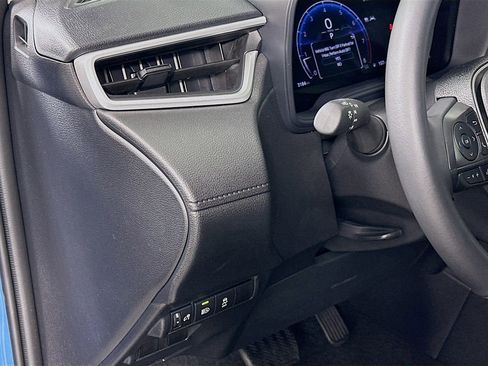 Certified 2026 Toyota Corolla Cross LE w/ Moonroof Package FWD image 10