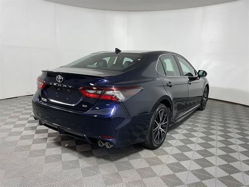 Certified 2021 Toyota Camry SE w/ Cold Weather Package FWD image 7