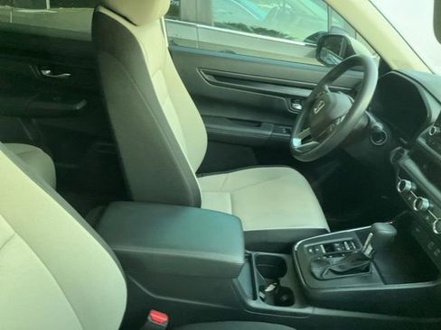 Used 2024 Honda CR-V EX image 5