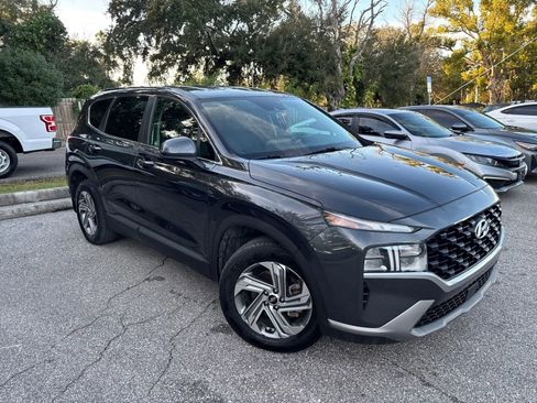 Used 2022 Hyundai Santa Fe SE FWD image 5