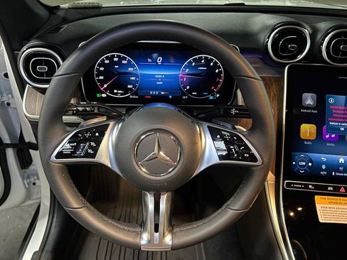 Used 2026 Mercedes-Benz GLC 300 4MATIC image 29