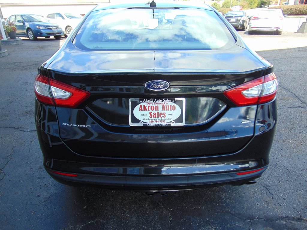 Used 2015 Ford Fusion SE FWD image 28