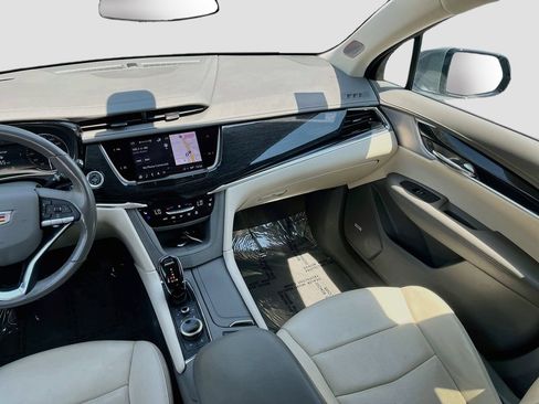 Used 2023 Cadillac XT6 Premium Luxury AWD/4WD image 25