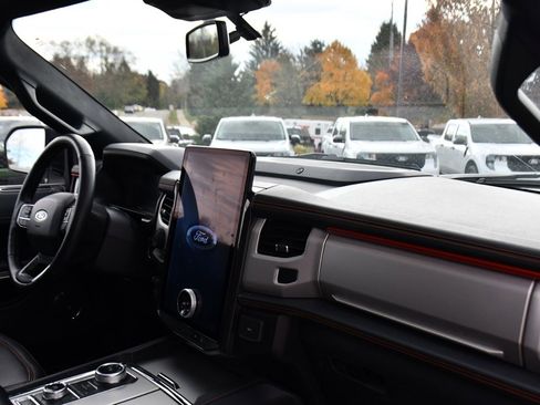 Used 2023 Ford Expedition Timberline image 15
