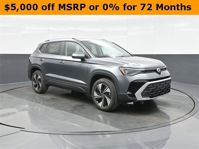 New 2025 Volkswagen Taos SE