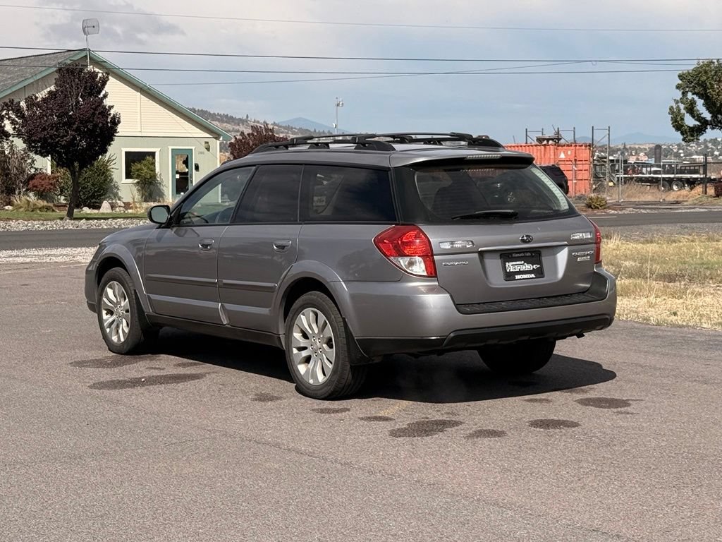 Used 2009 Subaru Outback 2.5i Limited AWD/4WD image 3