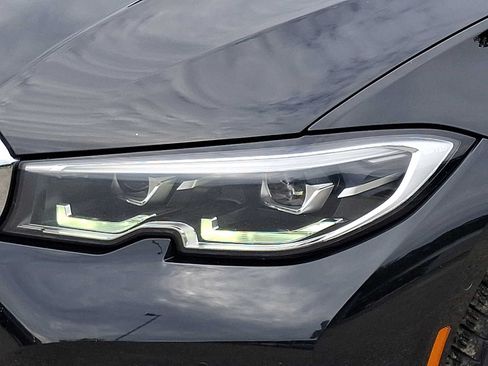 Used 2020 BMW 330i xDrive Sedan w/ Convenience Package AWD/4WD image 9