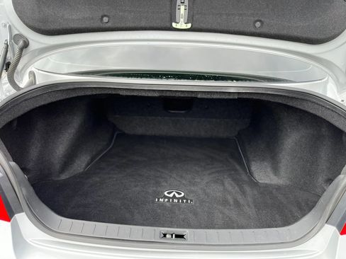 Used 2015 INFINITI Q40 w/ Navigation Package RWD image 21