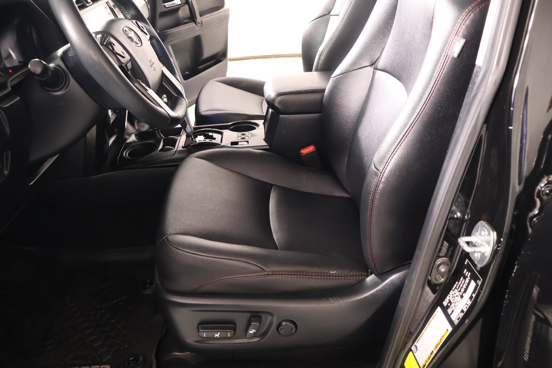 Used 2022 Toyota 4Runner TRD Pro AWD/4WD image 13