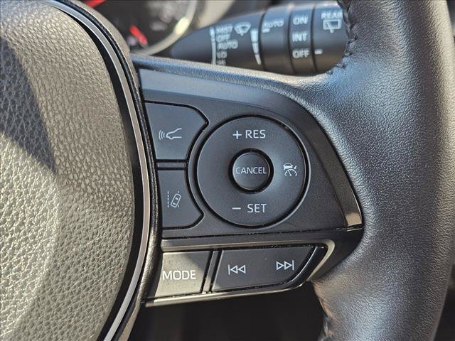 Used 2022 Toyota RAV4 XLE w/ XLE Grade Weather Package AWD/4WD image 26