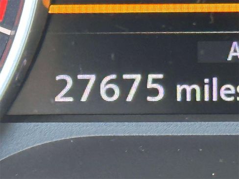 Certified 2023 Nissan Pathfinder SL w/ Lighting Package (N92) image 26