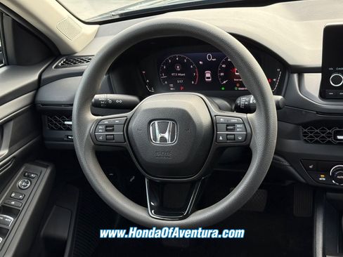 Certified 2025 Honda Accord SE image 13