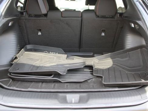 Used 2025 Honda HR-V Sport image 35