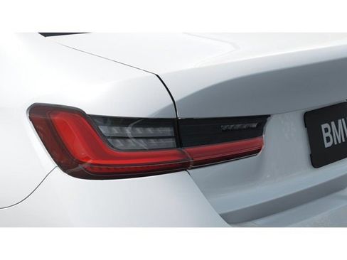 New 2026 BMW 330i Sedan w/ Premium Package RWD image 8