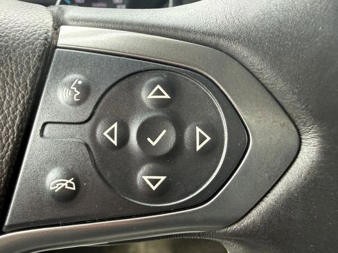 Used 2017 Chevrolet Silverado 1500 LT image 12