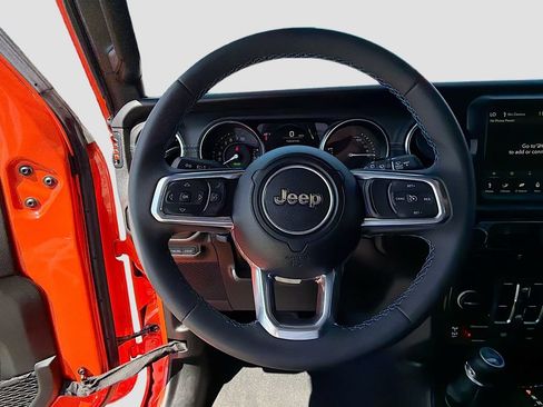 Used 2023 Jeep Wrangler Unlimited Rubicon 4xe AWD/4WD image 11