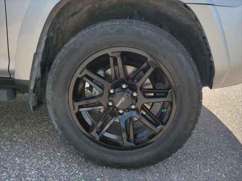 Certified 2022 Toyota 4Runner TRD Off-Road AWD/4WD image 11