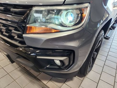 Used 2022 Chevrolet Colorado LT w/ Redline Special Edition RWD image 7