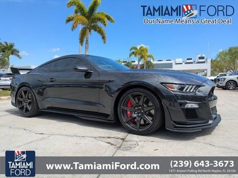 Certified 2022 Ford Mustang Shelby GT500 w/ Carbon Fiber Track Pack image 1