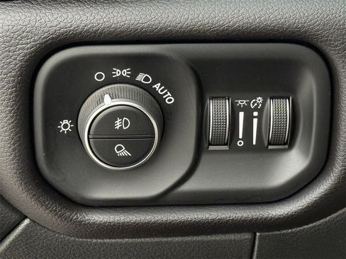 Used 2024 RAM 2500 Laramie image 20