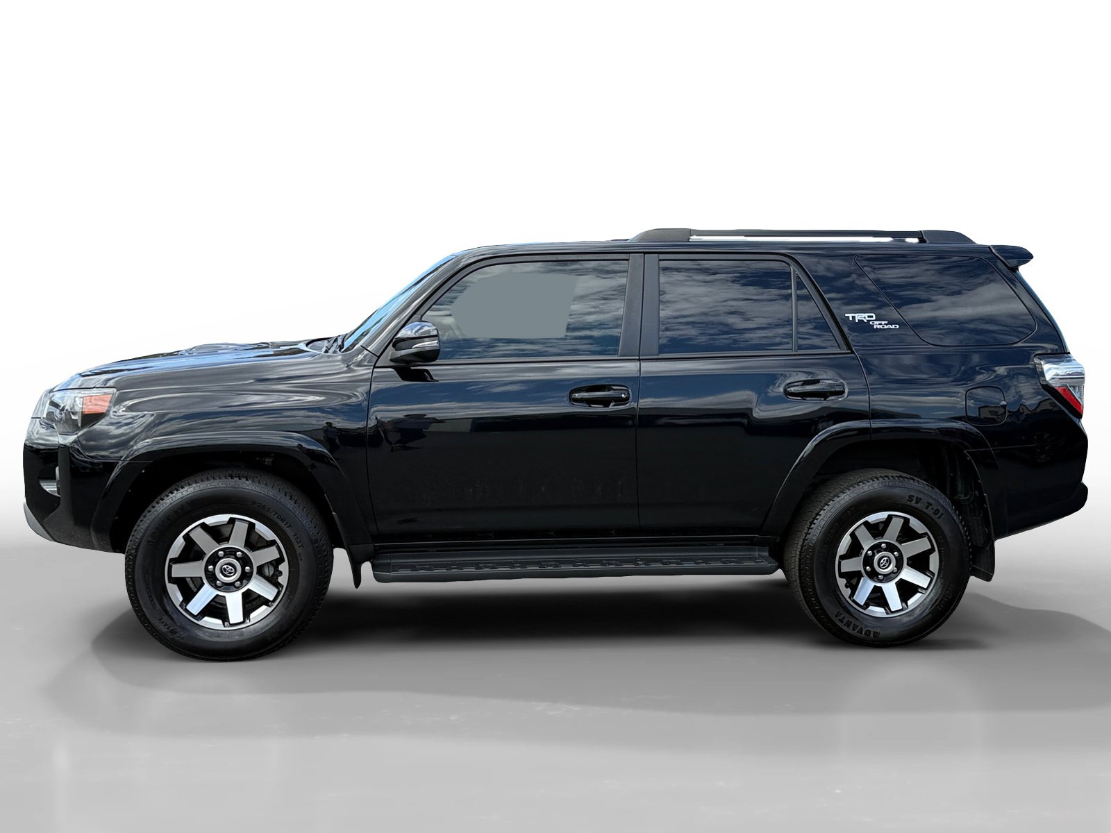 Used 2024 Toyota 4Runner TRD Off-Road Premium AWD/4WD image 2