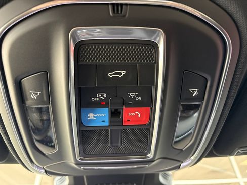 New 2026 Jeep Cherokee Limited AWD/4WD image 23