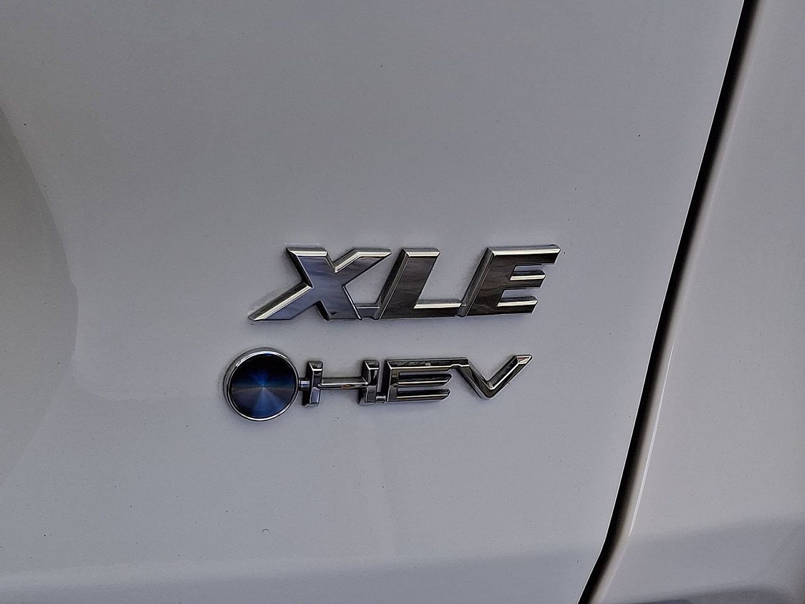 Certified 2025 Toyota RAV4 XLE AWD/4WD image 27