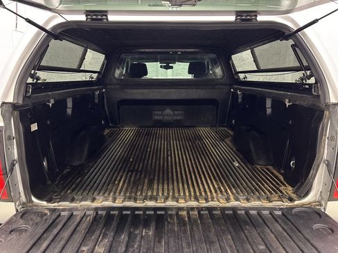 Used 2019 Chevrolet Silverado 1500 LT AWD/4WD image 6
