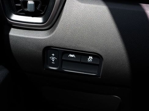 Used 2023 Kia Sorento S FWD image 30