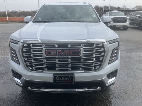 New 2026 GMC Yukon Denali image 13