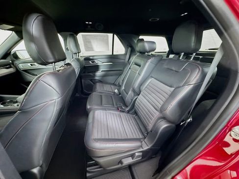 New 2026 Ford Explorer ST-Line w/ ST-Line Street Pack image 25