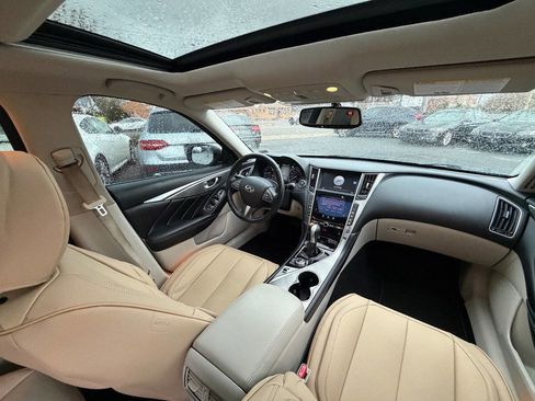Used 2014 INFINITI Q50 Premium image 4