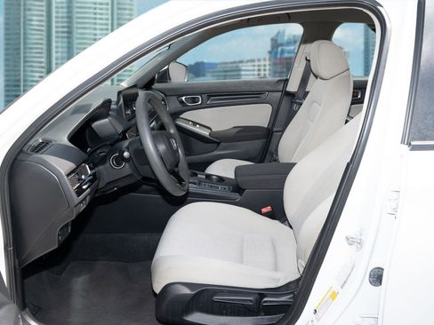 Used 2022 Honda Civic LX image 17