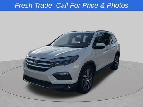 Used 2018 Honda Pilot Elite image 1