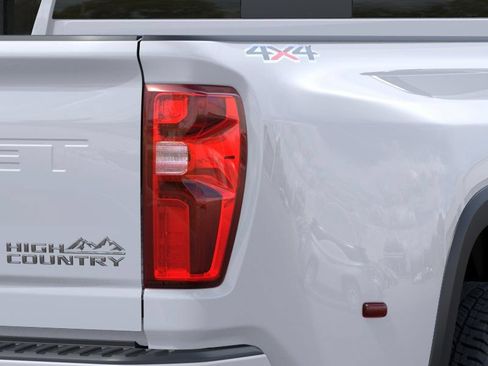 New 2026 Chevrolet Silverado 3500 High Country w/ Technology Package AWD/4WD image 11