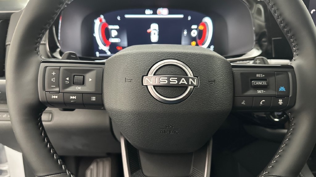 New 2026 Nissan Pathfinder SL AWD/4WD image 12
