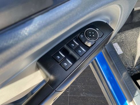 New 2025 Ford Maverick Lariat w/ Black Appearance Package image 39