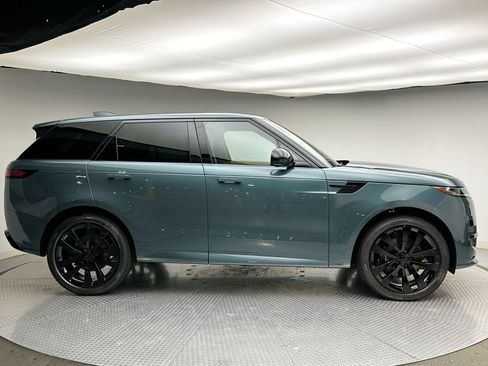 New 2027 Land Rover Range Rover Sport Dynamic SE AWD/4WD image 5