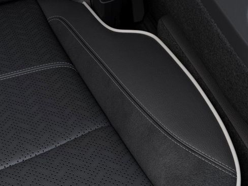 New 2026 RAM 2500 Laramie AWD/4WD image 21