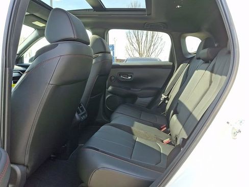 Certified 2025 Acura ADX A-Spec image 10