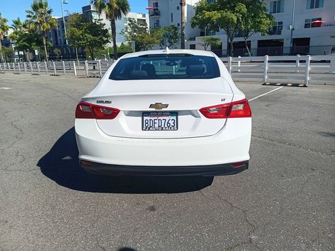 Used 2018 Chevrolet Malibu LT FWD image 7